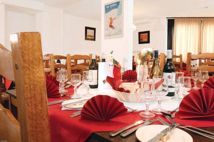 Chalet Hotel Champs Avalins in Val d`Isere