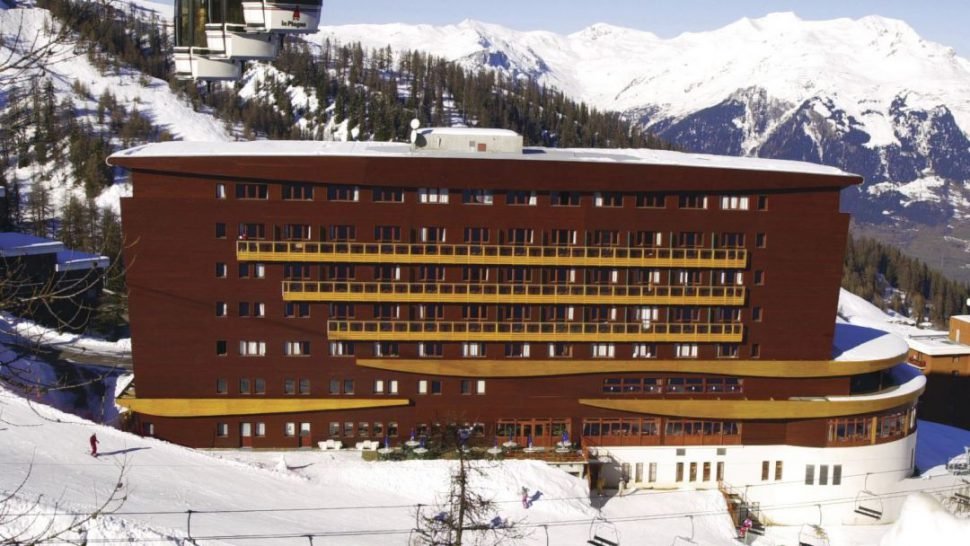 Hotel La Terra Nova Plagne Centre in La Plagne